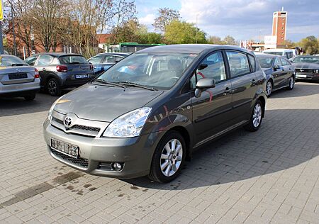 Toyota Corolla Verso 1.8 Executive Auto. Navi 7 Sitzer