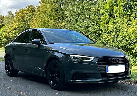 Audi A3 1.6 TDI sport LIMOUSINE *Ambientebeleuchtung*