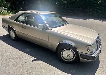 Mercedes-Benz 230 CE C124 W124 Coupe H-Gutachten - HU 2/27