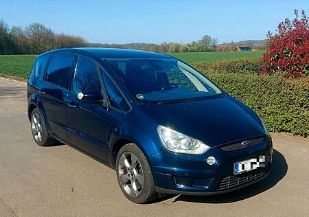 Ford S-Max 2,2 TDCi 129kW DPF Trend Trend