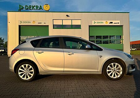 Opel Astra Wenig Kilometer TÜV NEU