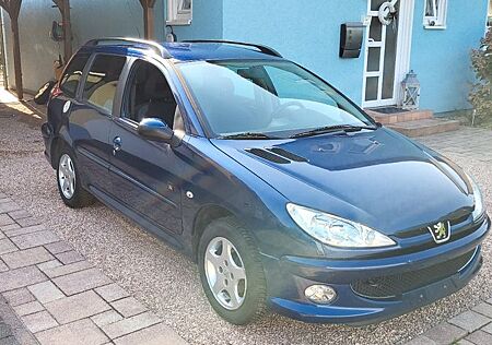 Peugeot 206 JBL 75