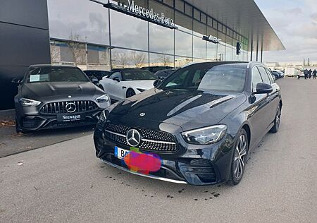 Mercedes-Benz E 200 d T Mod. AMG Ausstattung MB Scheckheft AHK