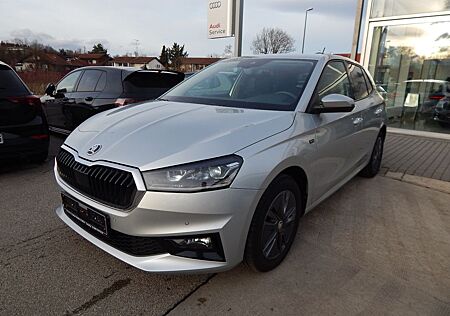 Skoda Fabia Drive 1.0l TSI 95 PS, Navi, Clima, Parkp.