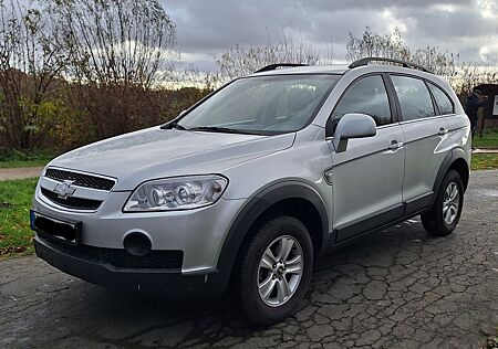 Chevrolet Captiva 2.4 LS 2WD 5-Sitzer LS