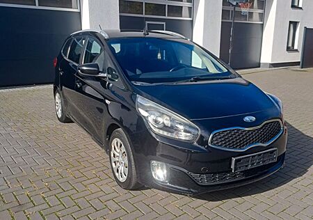 Kia Carens 1.7 CRDi 115PS FIFA World Cup Edition...