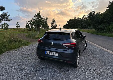 Renault Clio TCe 100 Experience Experience