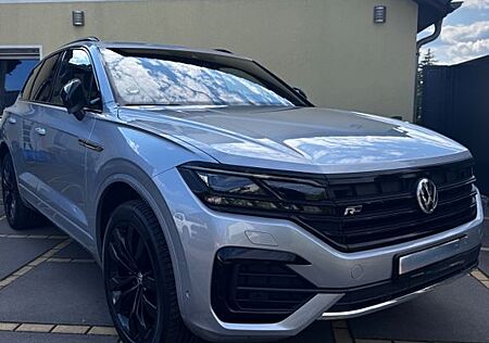 VW Touareg Volkswagen 3.0 V6 TDI 210kW 4MOT Tiptr. R-Line ...