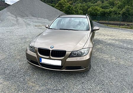 BMW 318i touring -