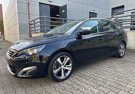 Peugeot 308 SW ALLURE BLUEHDi 150 S&S AHK/NAVI/LED/TOT