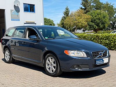 Volvo V70 Kombi Kinetic Garantie*1.Hand *ZR NEU*AHK.