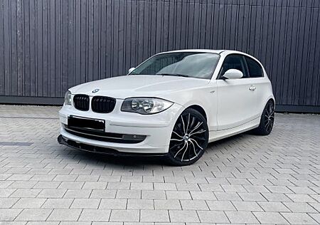 BMW 116 8 fach bereift / TÜV Neu / Service Neu