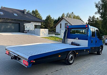 IVECO Daily 2.3 D Schlepper KLIMA 7 Pers. TÜV 10/26