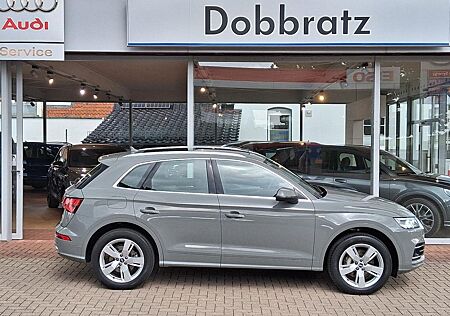 Audi Q5 TFSI e Design quattro *Pano*AHK*Leder*