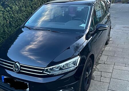 VW Touran Volkswagen 1.6 TDI SCR Comfortline BMT Comfortline