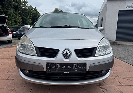 Renault Grand Scenic XXL Exception 1.9 dCi FAP 96kW
