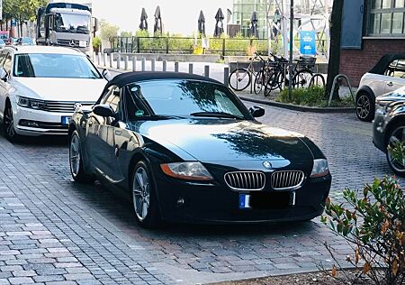 BMW Z4 3.0i Roadster TÜV 25 3. Hand