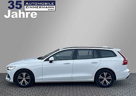 Volvo V60 Kombi Momentum Core*Buisness*CarPlay*1.Hand*