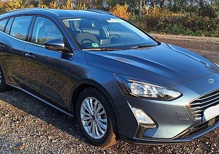 Ford Focus Hybrid 92kW Titanium+Navi+Kamera+LED