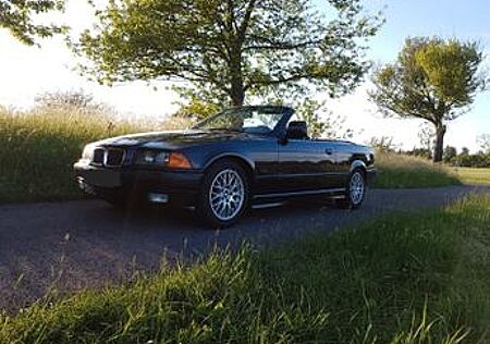 BMW 318i Original Cabrio TÜV NEU