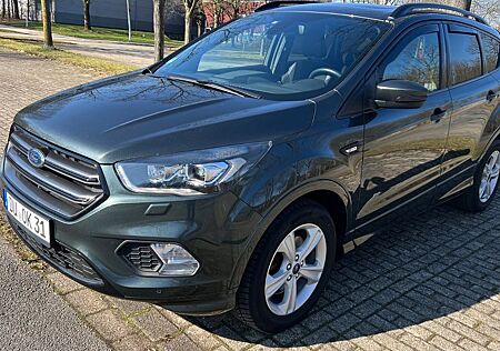 Ford Kuga 2,0 TDCi 4x4 110kW ST-Line PowerShift S...