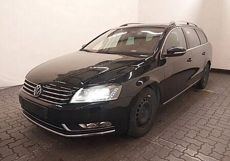 VW Passat Variant Volkswagen 2.0 Blue-TDI DSG/AUT. EZ:2011