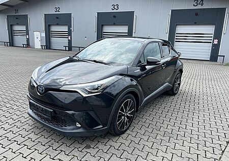 Toyota C-HR Hybrid Team D