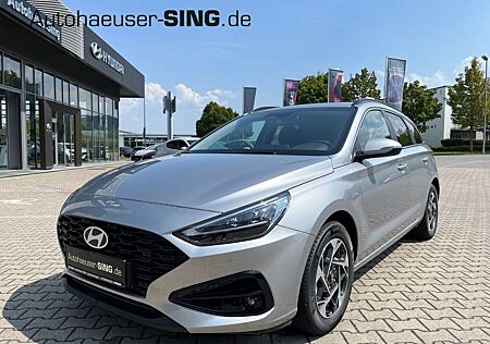 Hyundai i30 i30cw M-Hybrid Navi LED Kamera SHZ PDC CarPlay