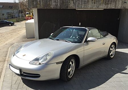 Porsche 996 Carrera 4 Cabriolet