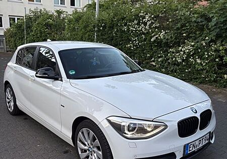 BMW 118d Sport Line Sport Line