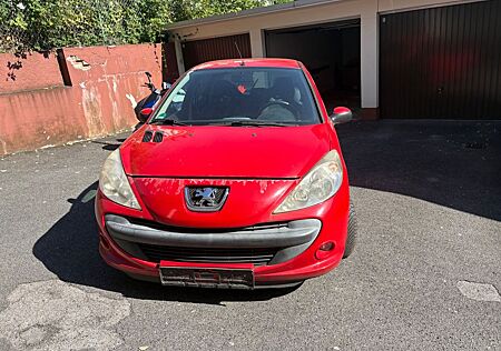 Peugeot 206 1.4 75 -