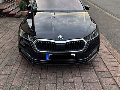 Skoda Octavia 2.0 TDI 110kW DSG STYLE COMBI STYLE