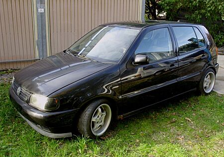 VW Polo Volkswagen 1.4 mit Tuning Gewinde-Fahrwerk Alu-Felgen