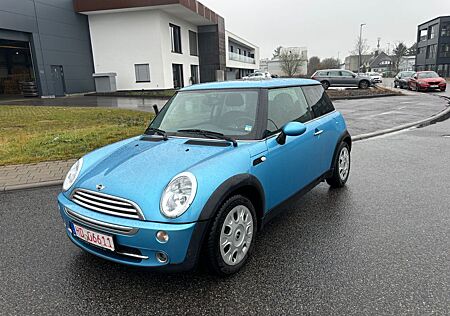 Mini Cooper 1.6/Tüv 10-2026/Einparkhilfe/Klima