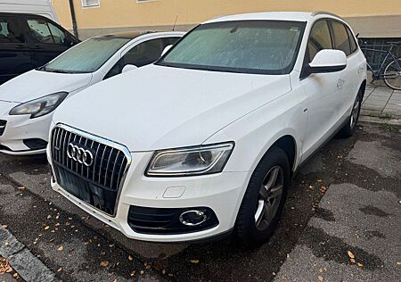 Audi Q5 2.0 TDI quattro - S Line Leder Navi Xenon