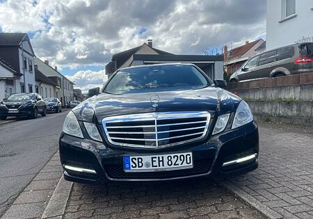 Mercedes-Benz E 300 CDI BlueEFFICIENCY AVANTGARDE AVANTGARDE