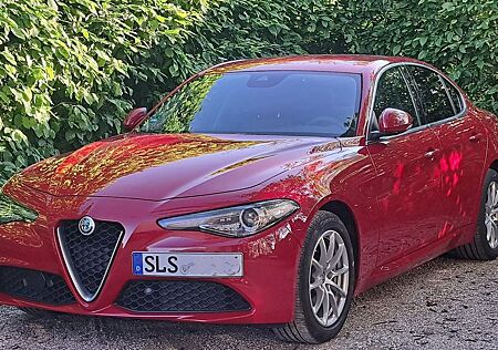 Alfa Romeo Giulia Bildschöne Alfa 2.2 Diesel Q4 179 PS
