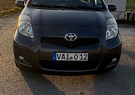 Toyota Yaris 1,33-l-Dual-VVT-i Cool+ Cool+