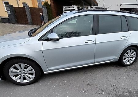 VW Golf Volkswagen 1.0 TSI Comfortline Variant Comfortline