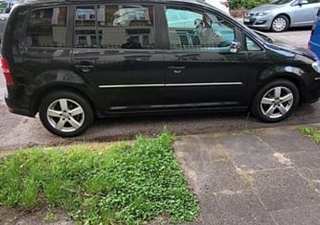 VW Touran Volkswagen 1.9 TDI DPF Trendline Trendline