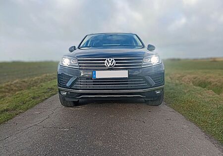 VW Touareg Volkswagen 3.0 V6 TDI SCR 150kW Tiptronic BMT B...