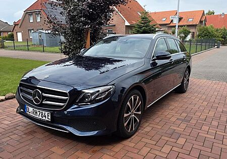 Mercedes-Benz E 300 de T Junge Sterne Garantie Multibeam ACC