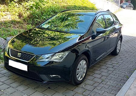 Seat Leon ST 1.6 TDI 81kW Service, Reifen Neu