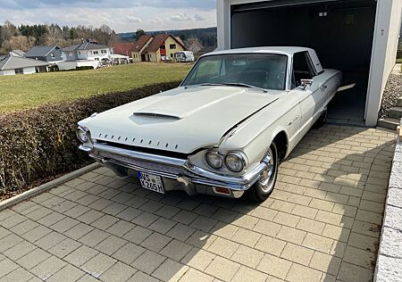 Ford Thunderbird