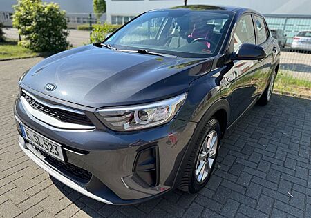 Kia Stonic 1.2 Edition 7 Ganzjahresreifen HU/AU Neu
