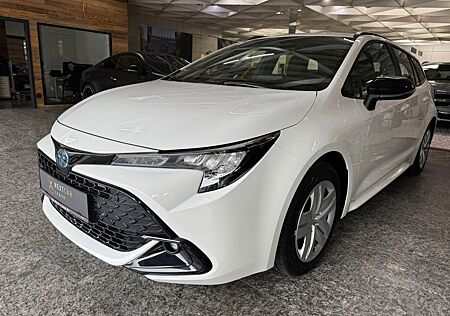 Toyota Corolla gebraucht kaufen Toyota Corolla 1,8 Hybrid Black & White Touring Sports