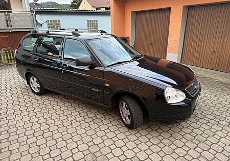 Lada Priora 2171 1.6 16V -