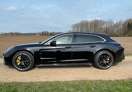 Porsche Panamera Sport Turismo Turbo S E-Hybrid