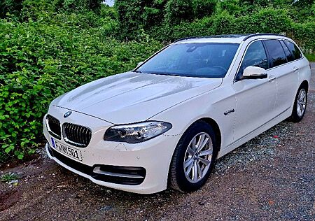 BMW 520d Touring A - (F11) | EZ 06/2017 | 120.800 km