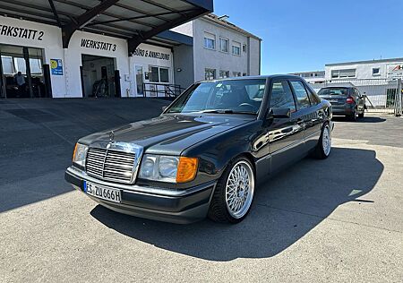 Mercedes-Benz E 230 Sportline